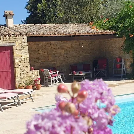 Gîtes Mas des rochers - Romance tropicale avec Spa-3